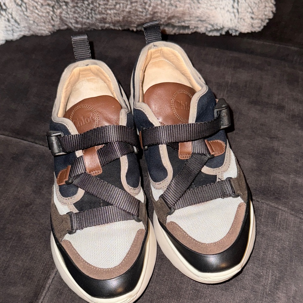 Chloe sneakers size 7